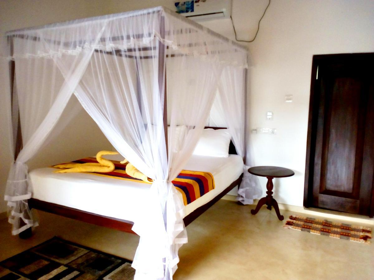 Sleepy Head Guesthouse Unawatuna Luaran gambar