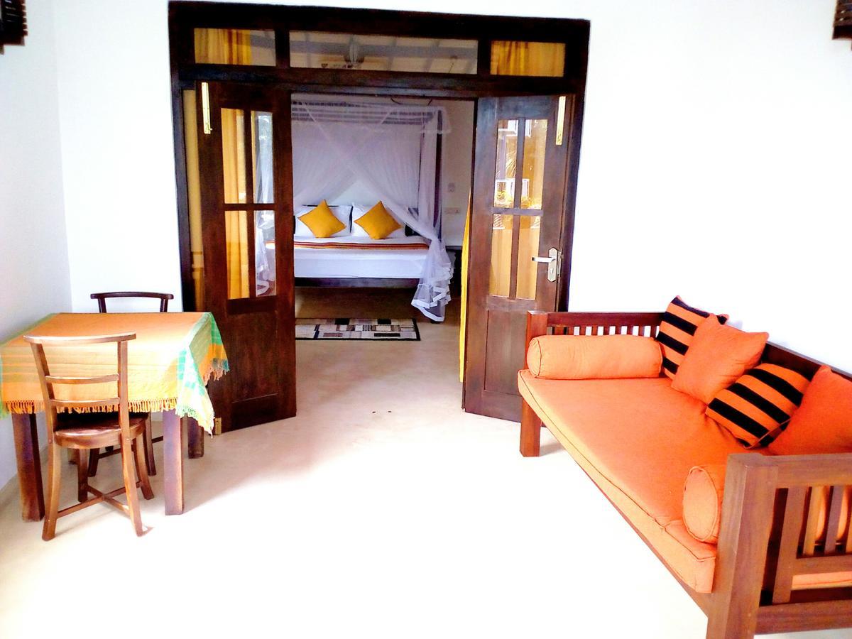 Sleepy Head Guesthouse Unawatuna Luaran gambar