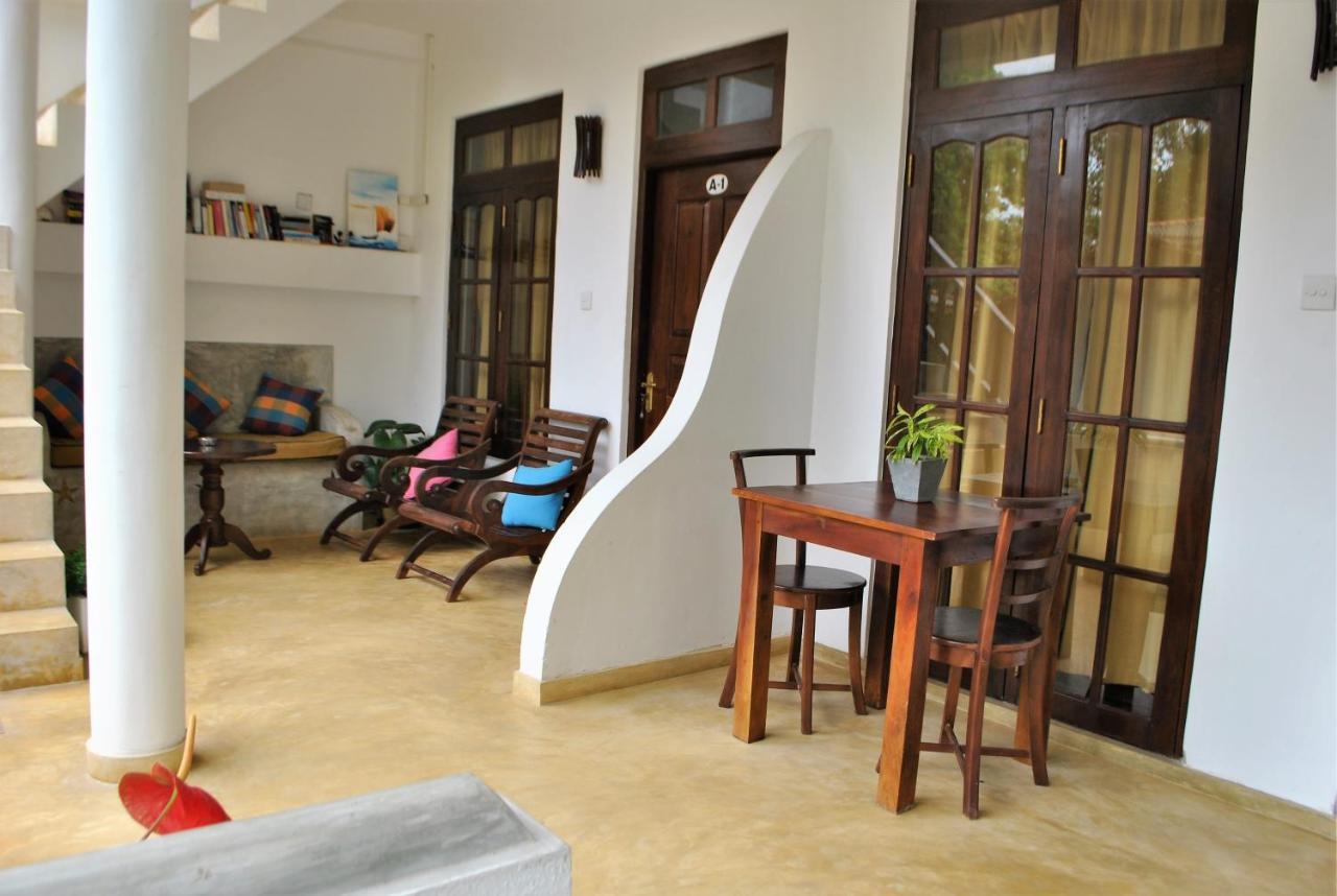 Sleepy Head Guesthouse Unawatuna Luaran gambar