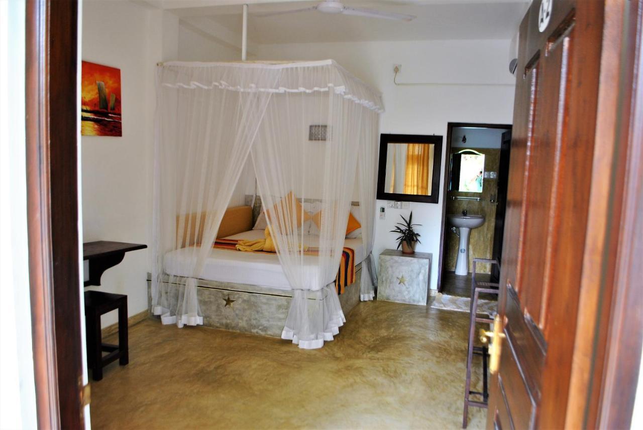 Sleepy Head Guesthouse Unawatuna Luaran gambar