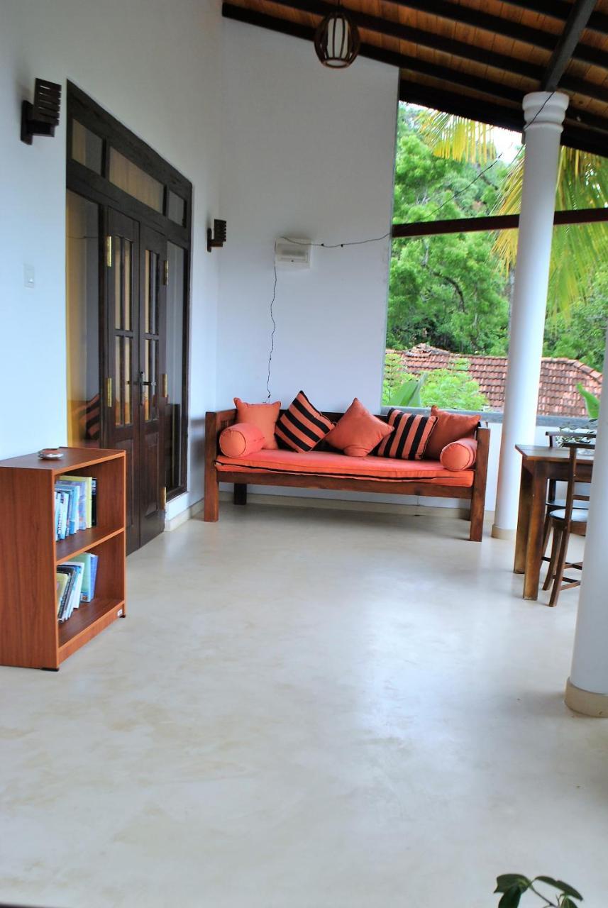 Sleepy Head Guesthouse Unawatuna Luaran gambar